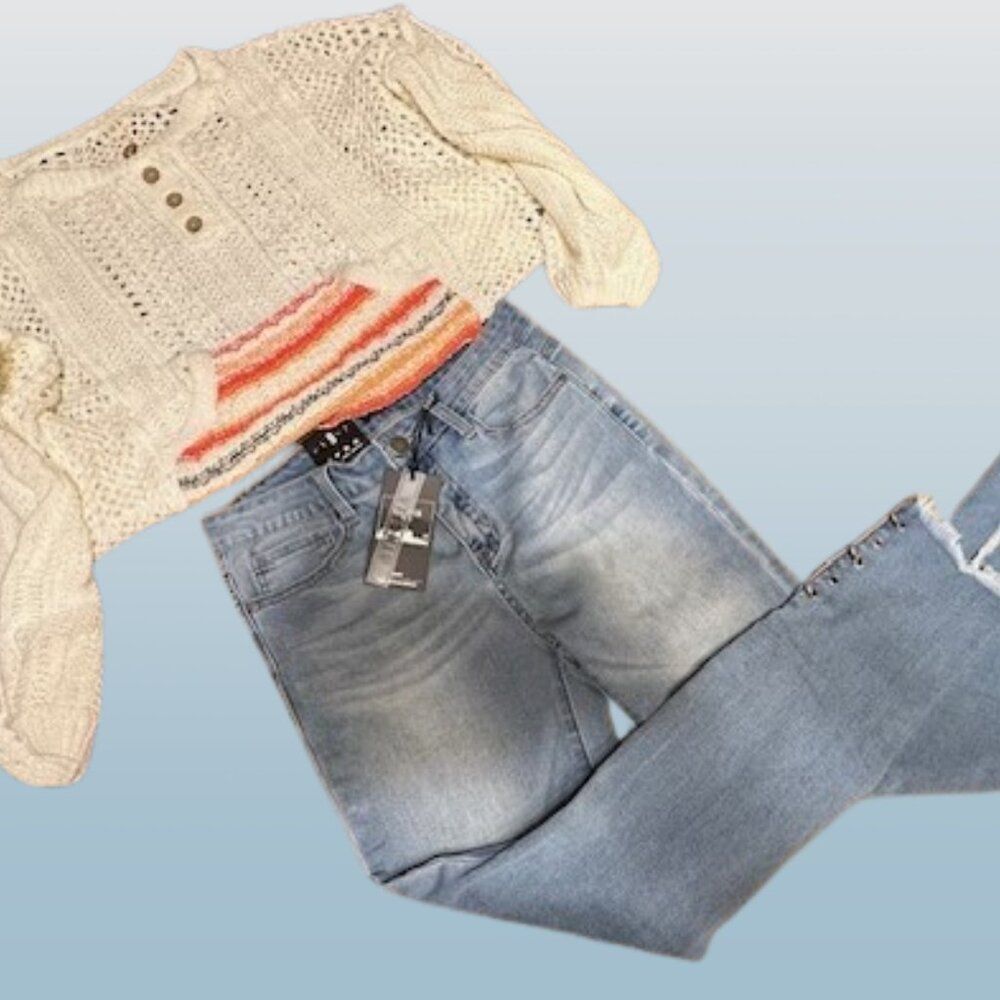 Side Ring Detail Skinny Jeans  4088  Size 9  NWT Boutique